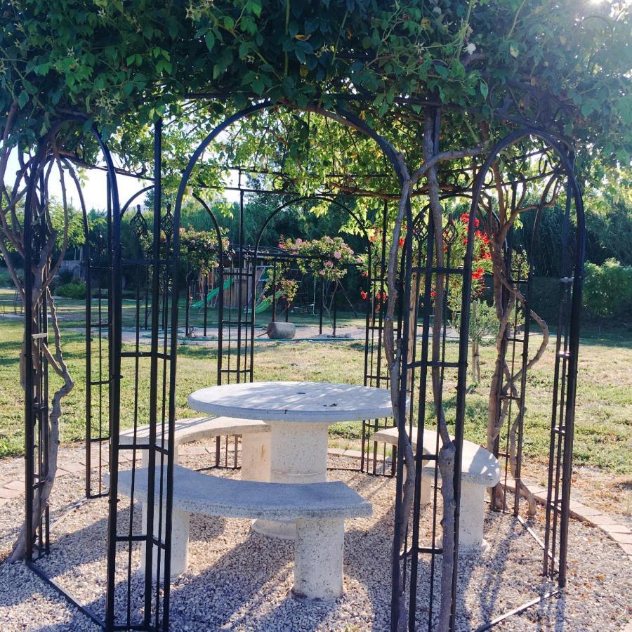 Gite En Provence Lavande Modene Экстерьер фото